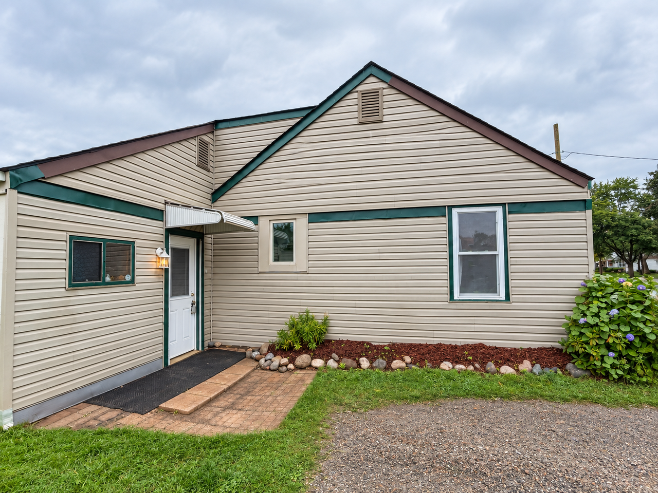 6030 Cotter Ave #1 - Photo 3 of 42