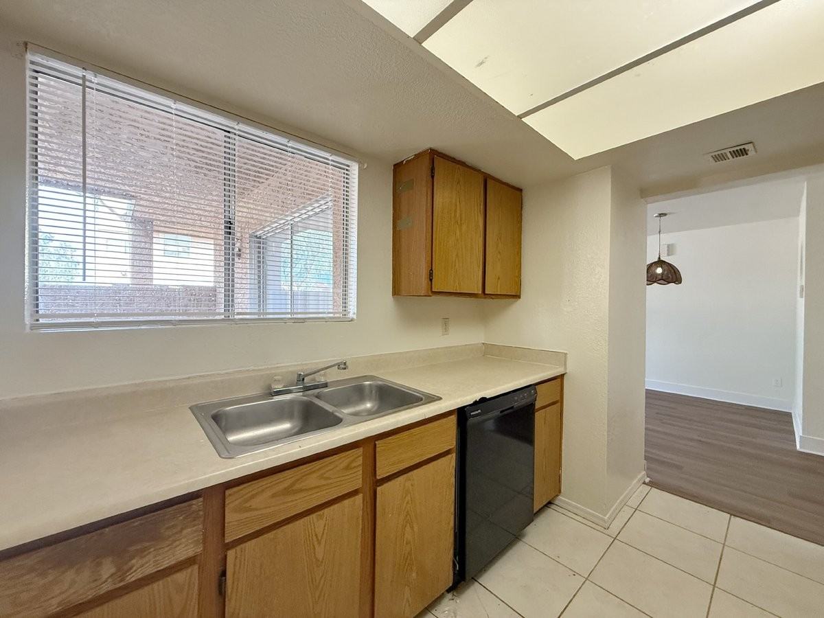 6901 W Devonshire Ave #1266 - Photo 3 of 27