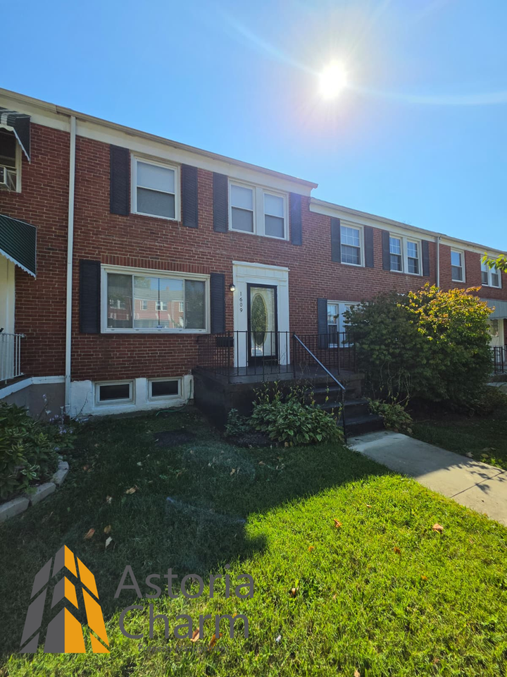 1609 Northbourne Rd - Photo 2 of 50