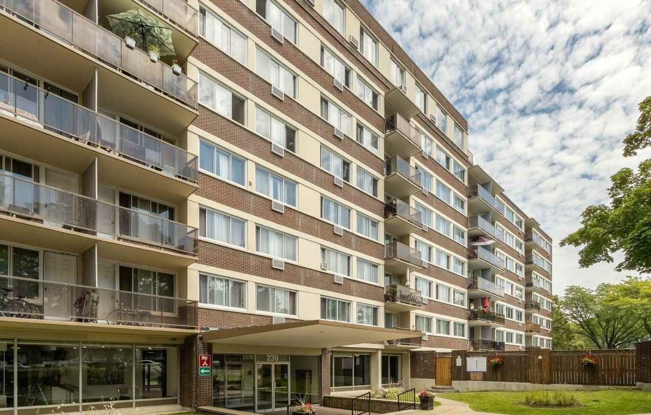 239 Boulevard Deguire - Photo 3 of 11