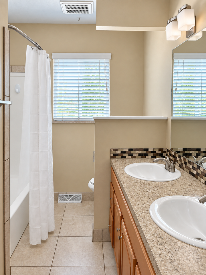 1508 Brentwood Dr - Photo 6 of 10