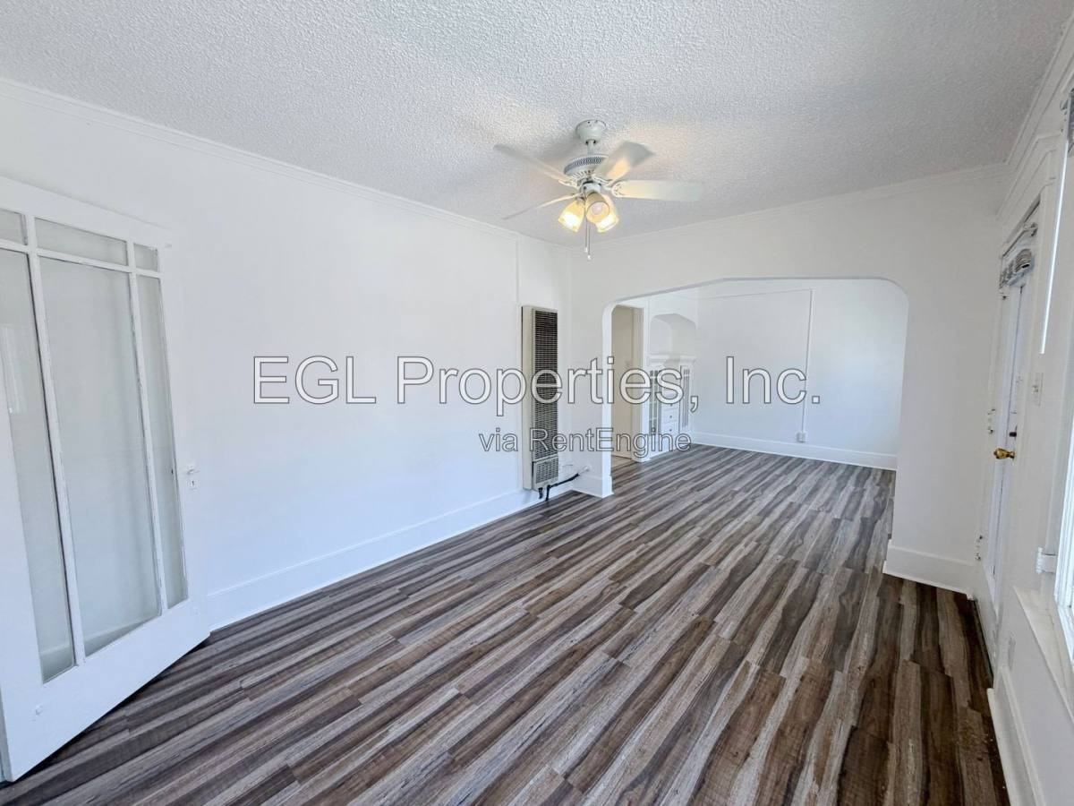 3521 1 2 Mont Clair St - Photo 5 of 10
