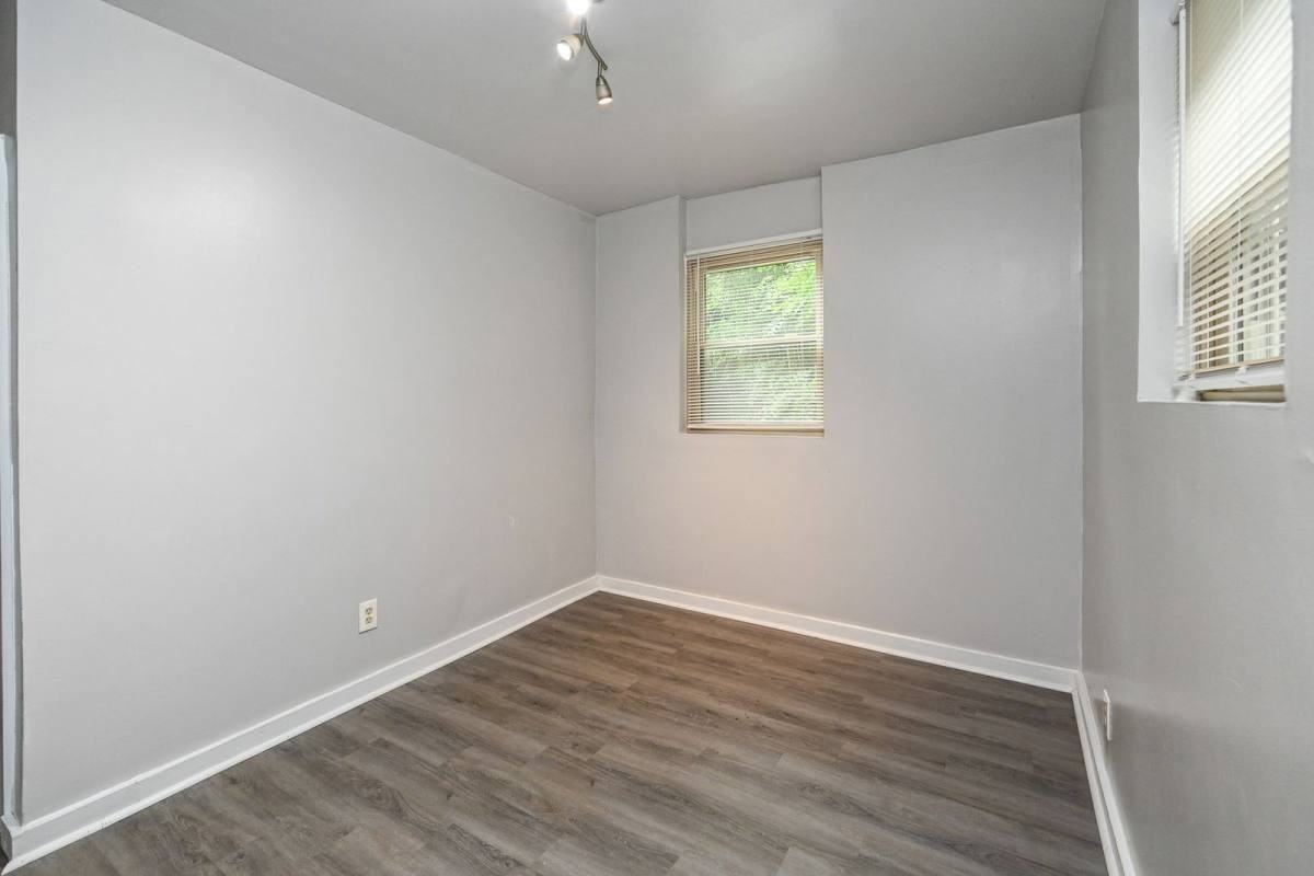 872 Clifton Crest Ter #3 - Photo 7 of 10