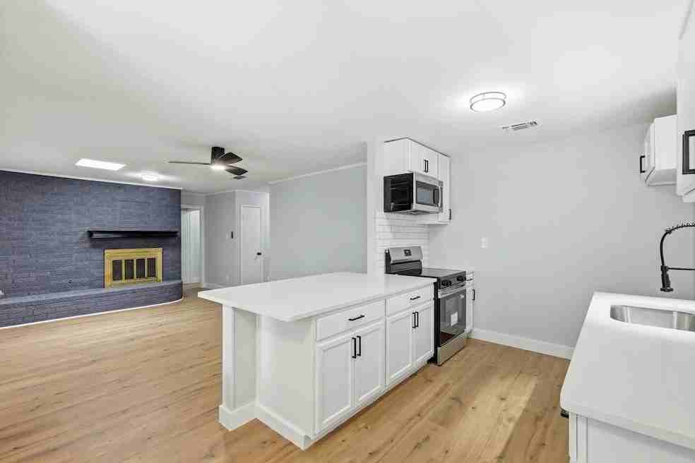 2202 E Mitchell St - Photo 6 of 21