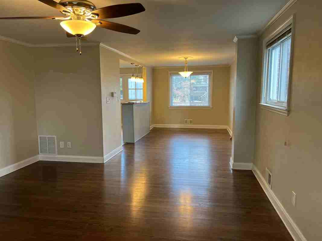 1213 Linkside Dr - Photo 3 of 13