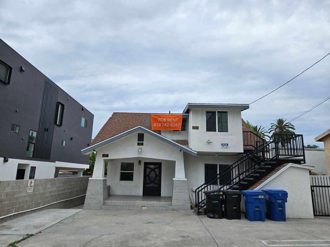325 N Normandie Ave ##A