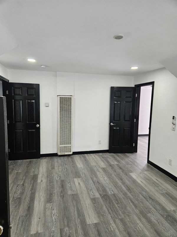 325 N Normandie Ave ##A - Photo 7 of 20