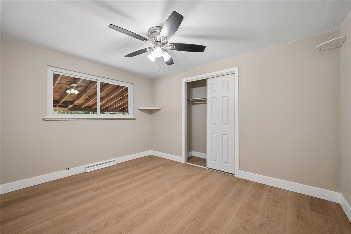 1495 S Benton St - Photo 7 of 18