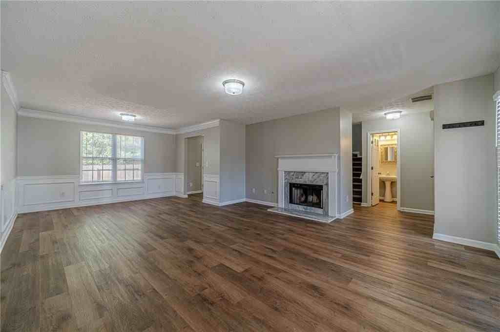 3802 Jackson Shoals Dr - Photo 6 of 38