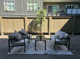 featured image of 6283 Kingsway
