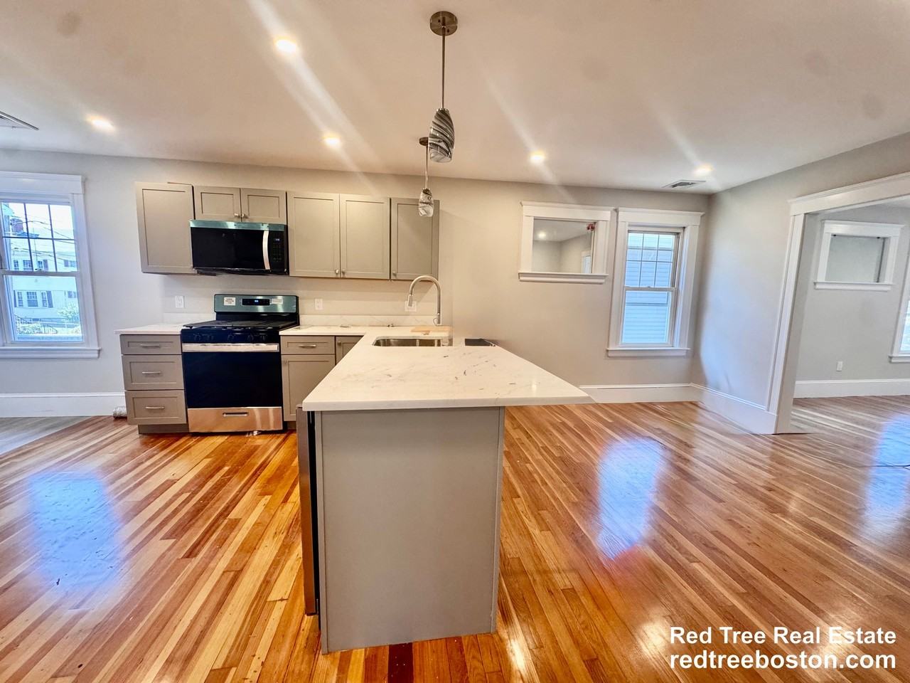 43 Gardena St #2 - Photo 2 of 19