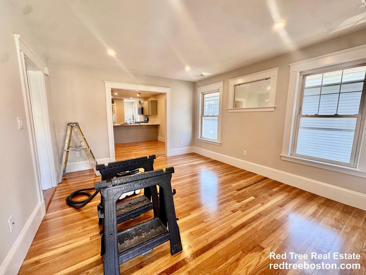 43 Gardena St #2 - Photo 6 of 19