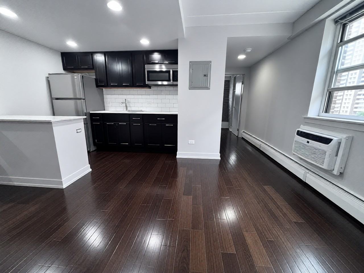 6117 N Kenmore Ave #0508