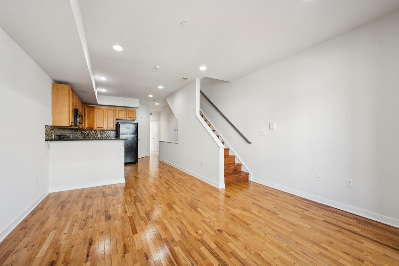 2638 Federal St #B - Photo 2 of 28