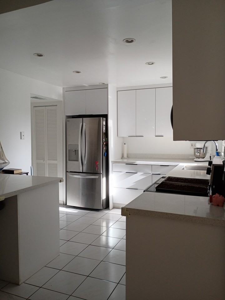 830 Ne 199th St #201 - Photo 4 of 12