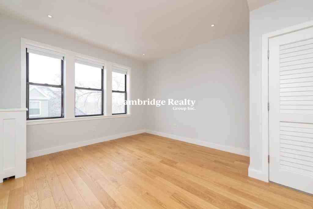 12 Elko St #11T - Photo 6 of 16