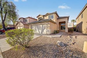 featured image of 41704 W Sunland Dr