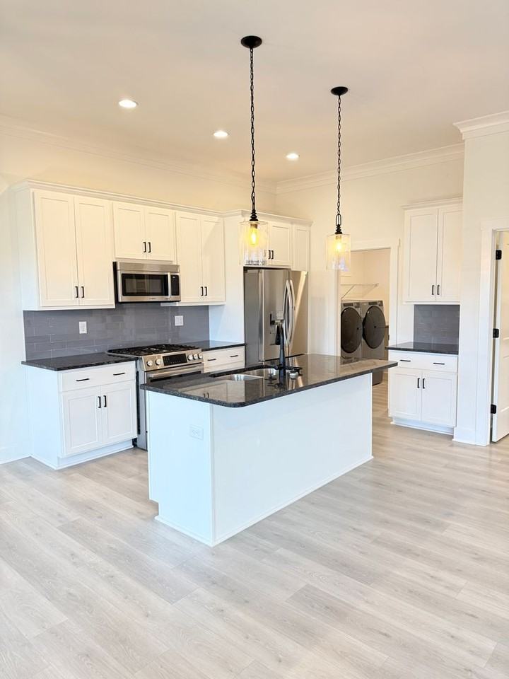 6416 Whispering Way - Photo 3 of 28