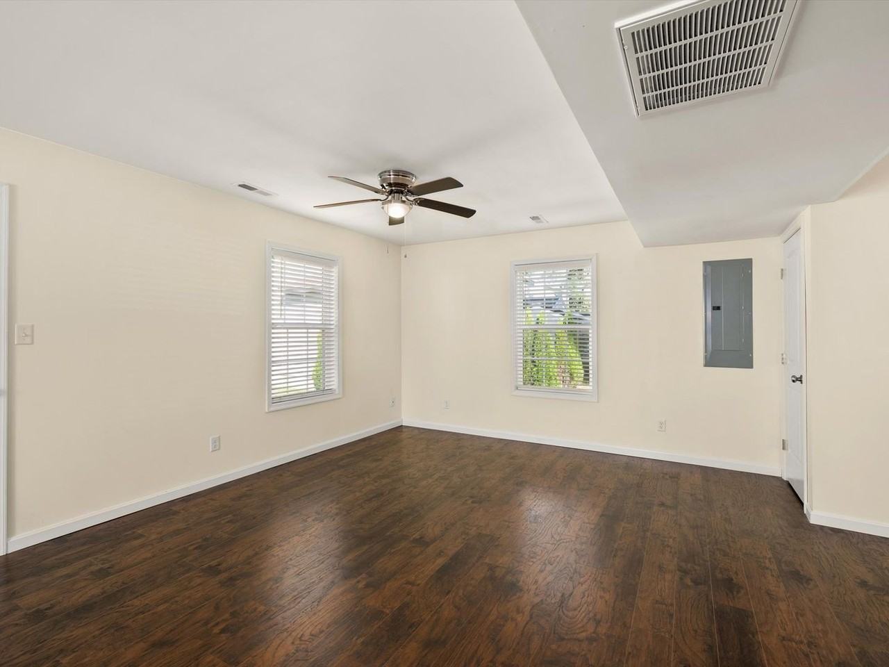 5 Hillside Ave - Photo 5 of 28