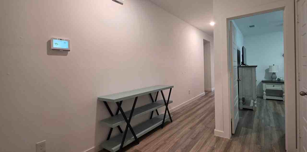 7448 9th St - Photo 4 of 28