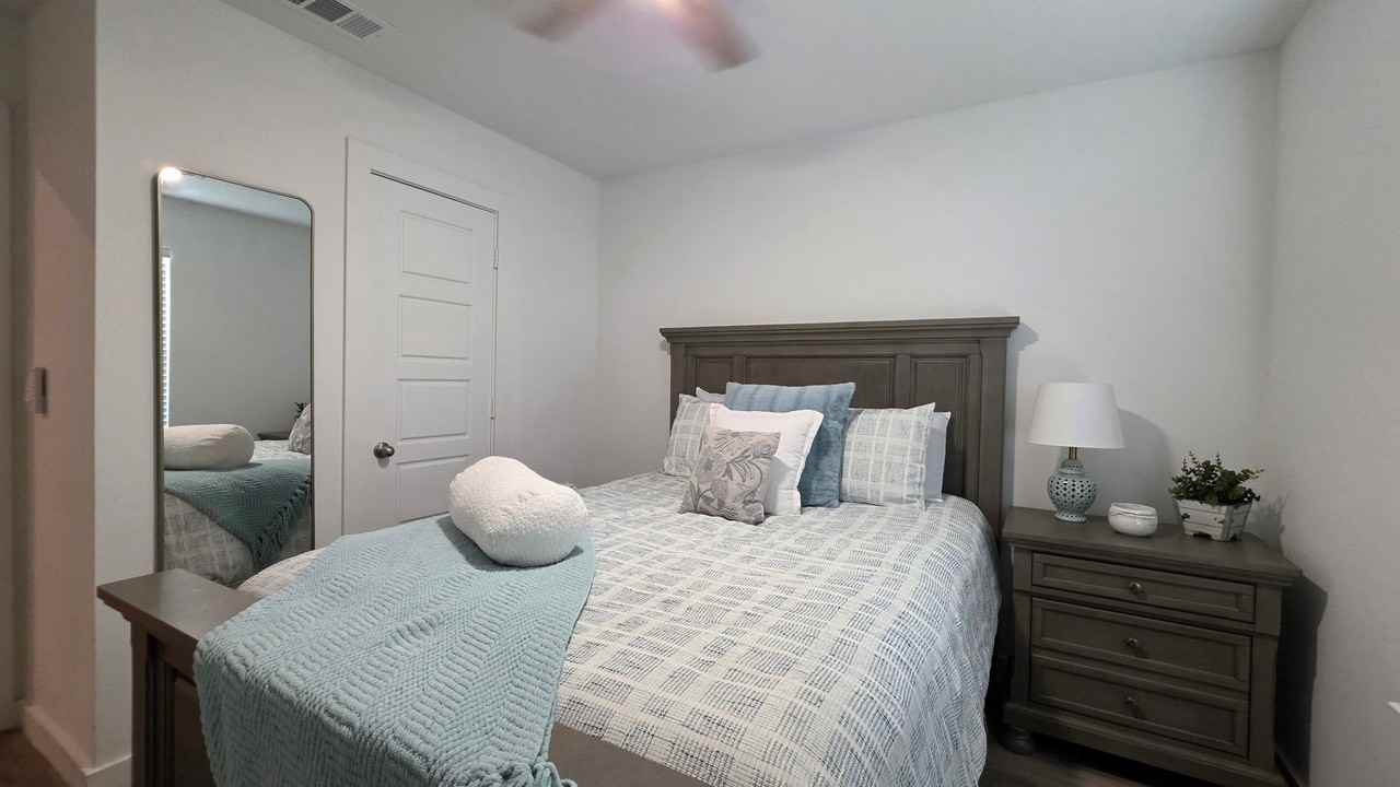 7448 9th St - Photo 5 of 28