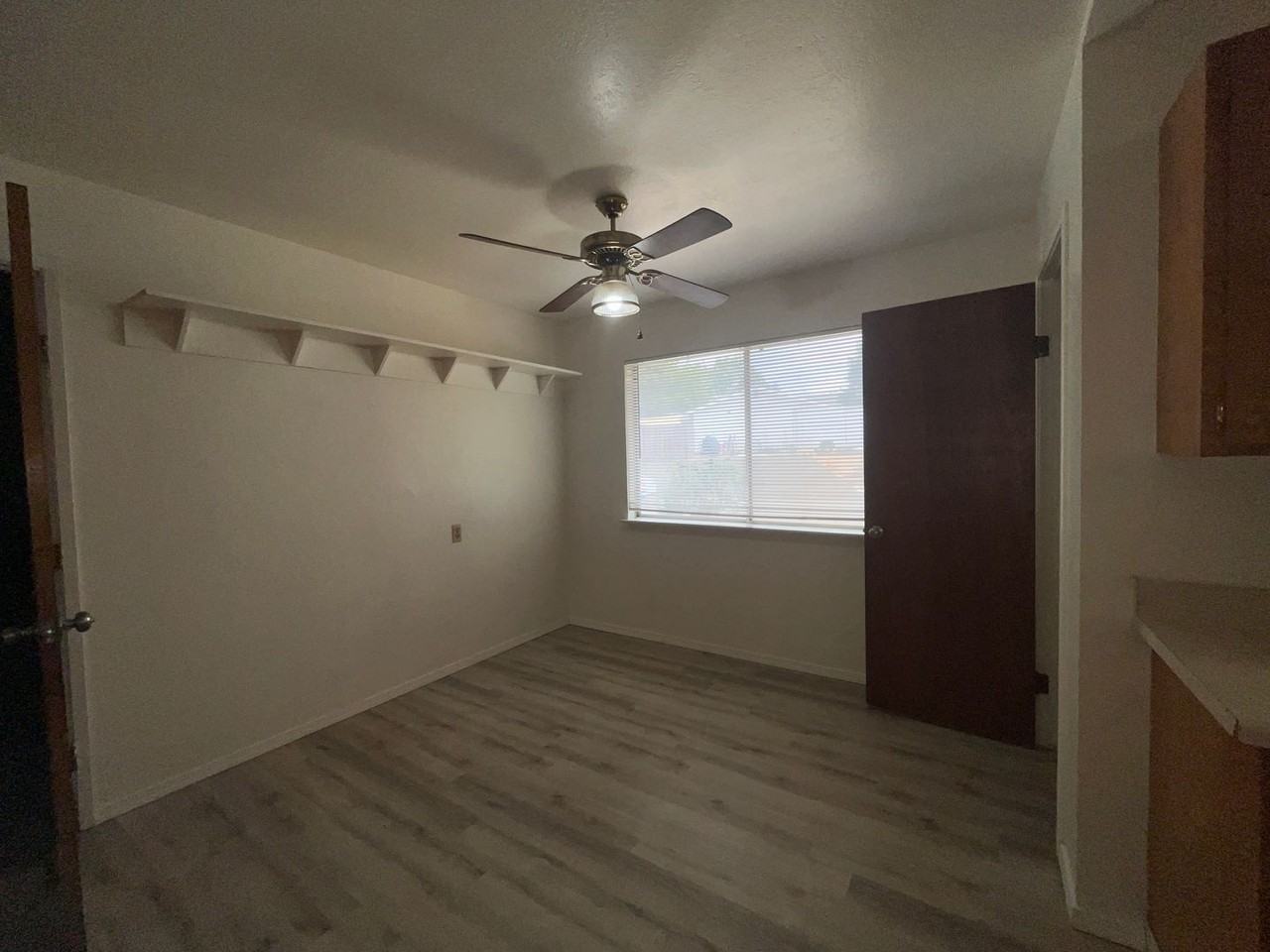 2830 King St - Photo 5 of 20
