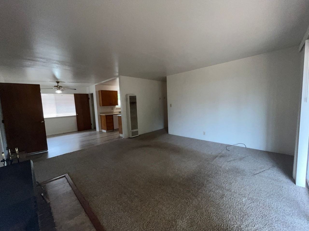 2830 King St - Photo 6 of 20