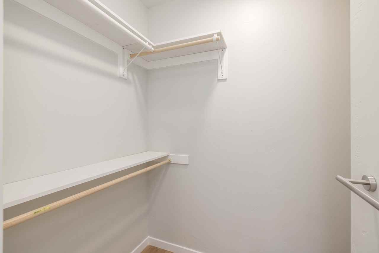 4414 North Dearborn Drive - Photo 4 of 20