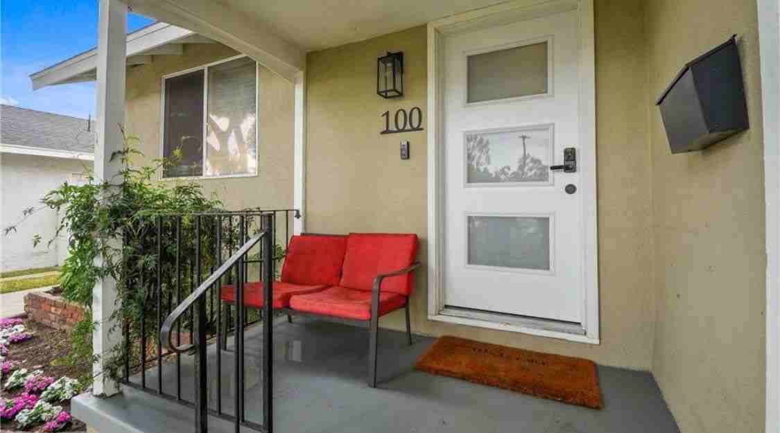 100 West Bort Street - Photo 3 of 34