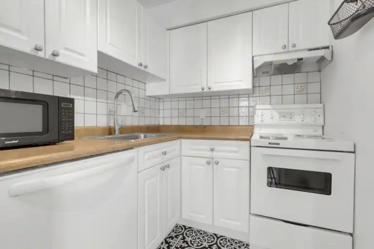 3673 11th Ave W #202 - Photo 7 of 14