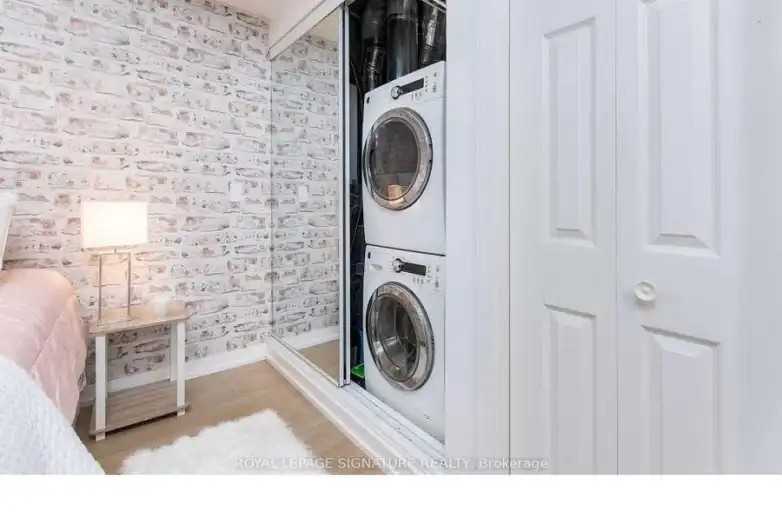 150 Broadview Ave #23 - Photo 7 of 10