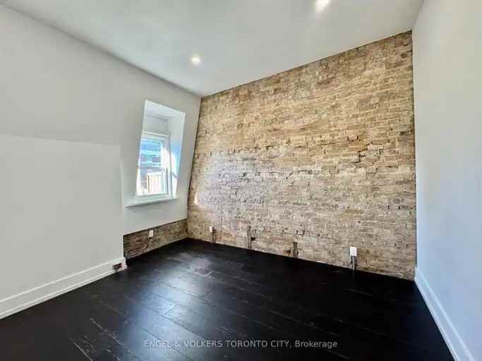 173 Carlton St #3 - Photo 4 of 14