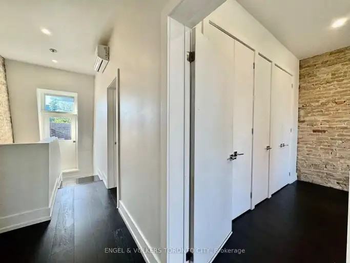 173 Carlton St #3 - Photo 7 of 14