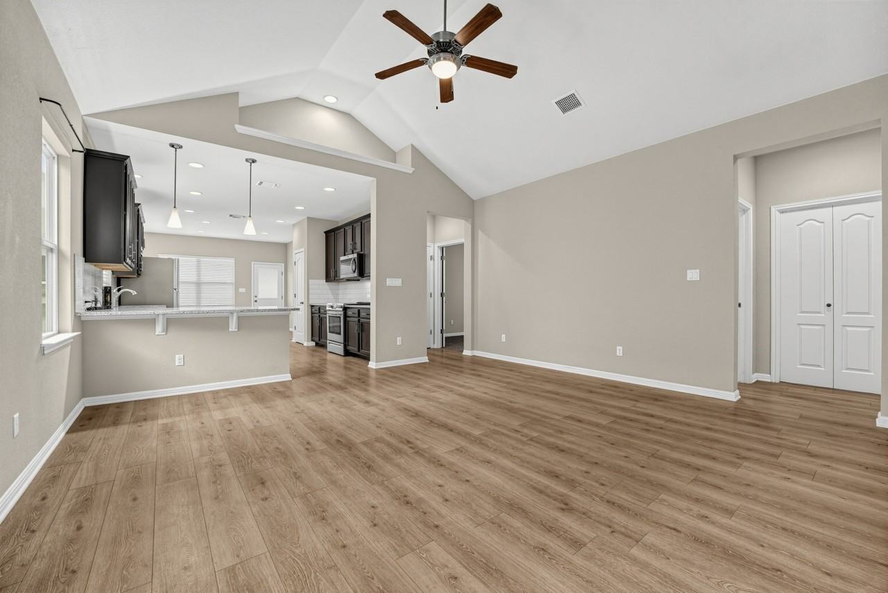 719 Speckled Alder Dr - Photo 5 of 23