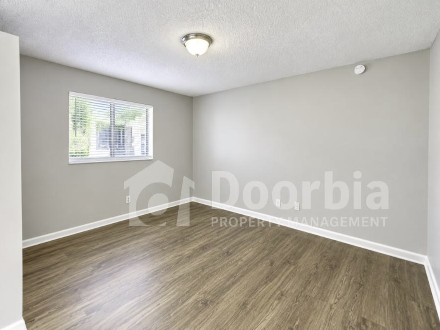 5324 Westchase Ct #3 - Photo 5 of 9