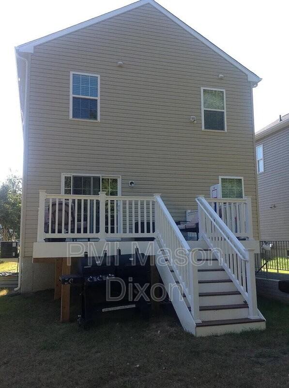 7315 Wye Ave - Photo 3 of 16