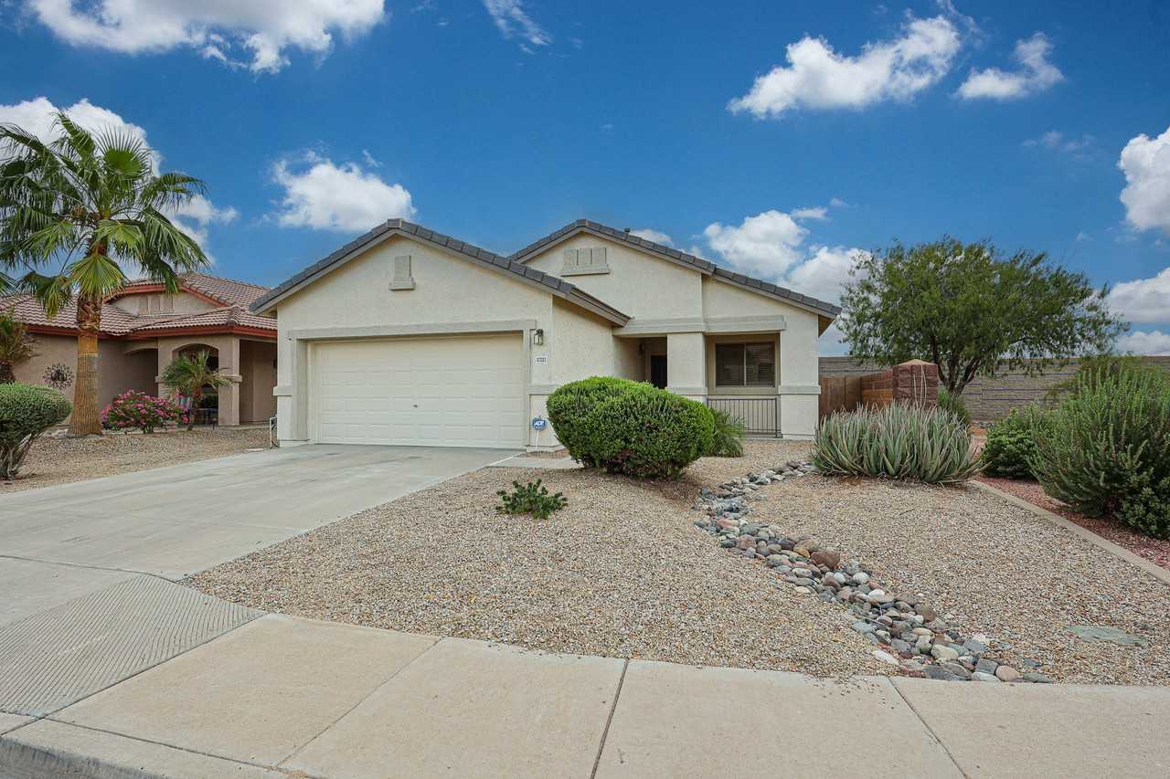 17321 N 167th Dr - Photo 4 of 33