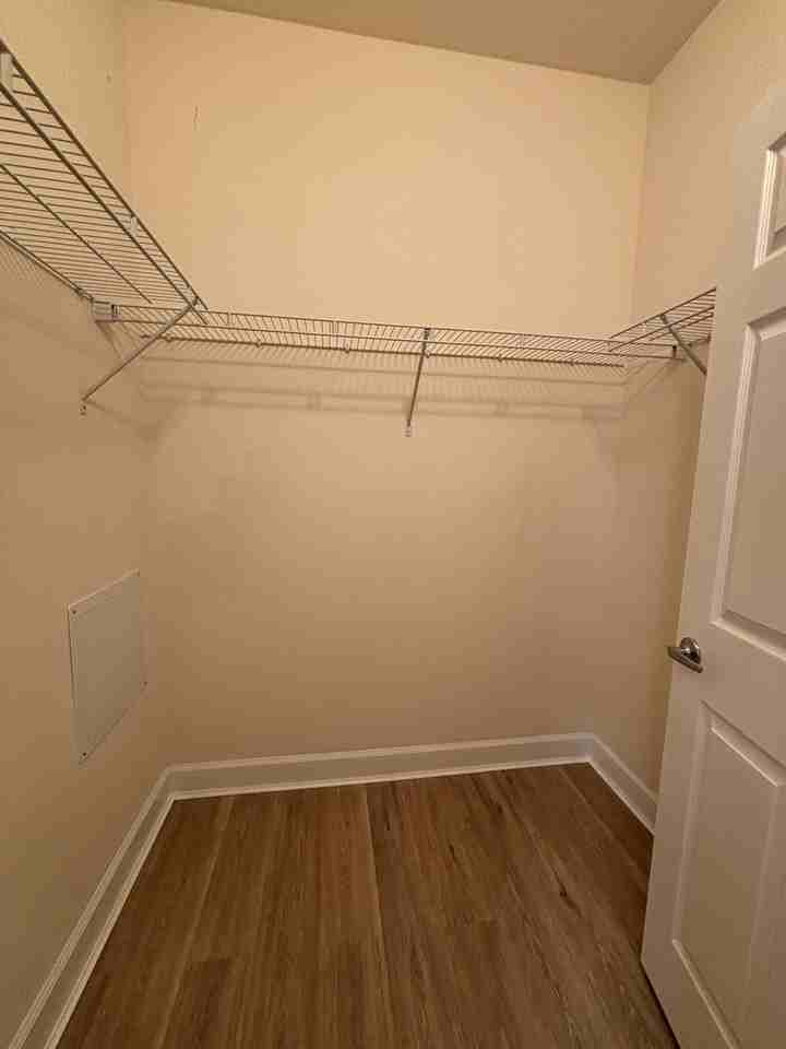 240 W End Dr #423 - Photo 7 of 14