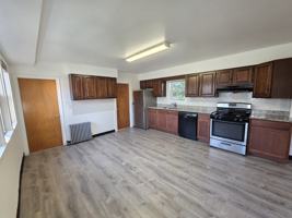featured image of 579 Park Ave