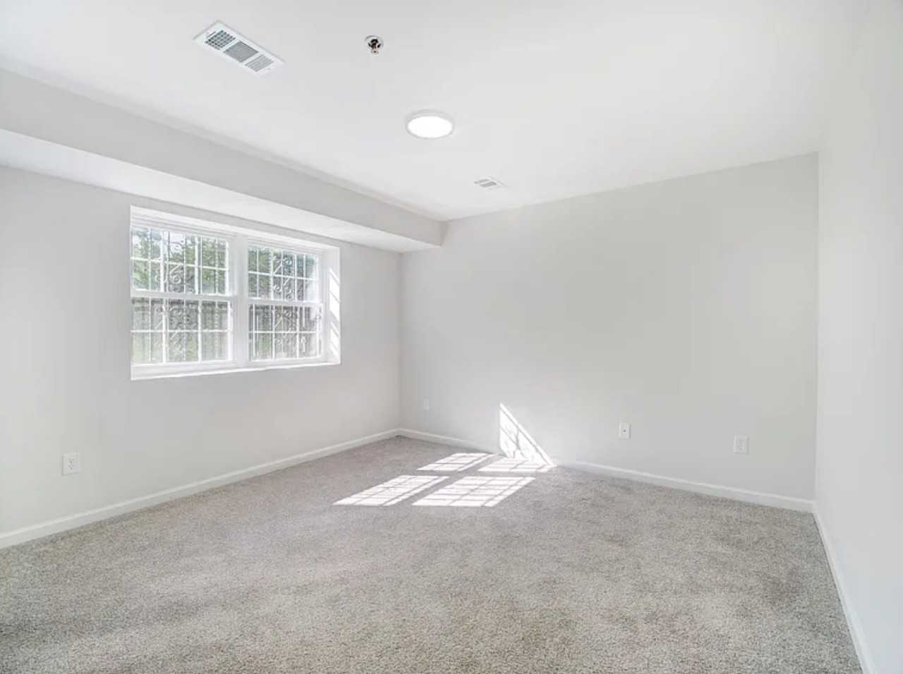 22-24 Avon Ave - Photo 5 of 5