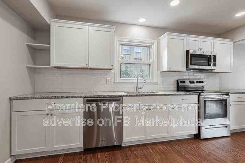 10727 W 101st Ter - Photo 6 of 19