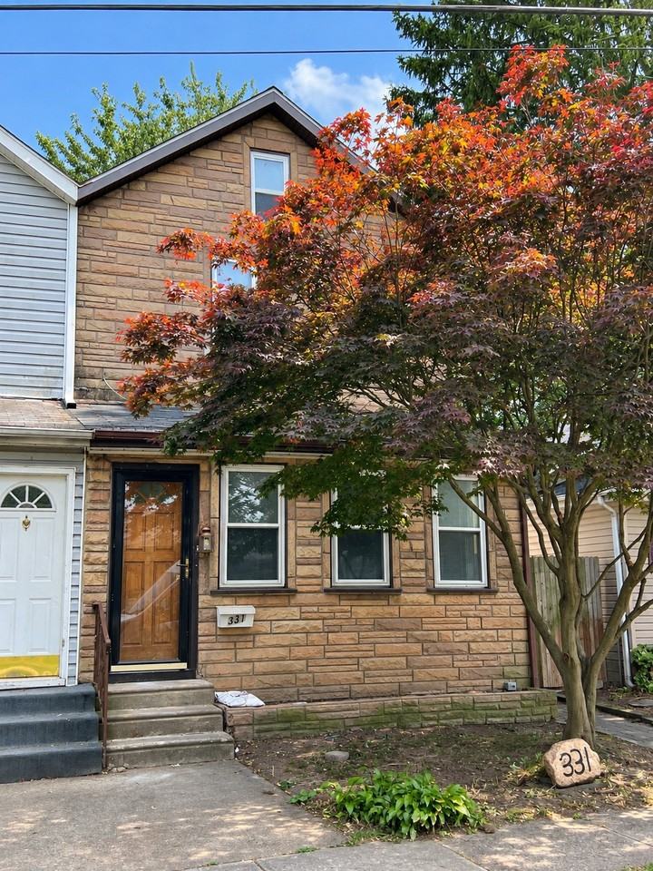 331 Massasoit St