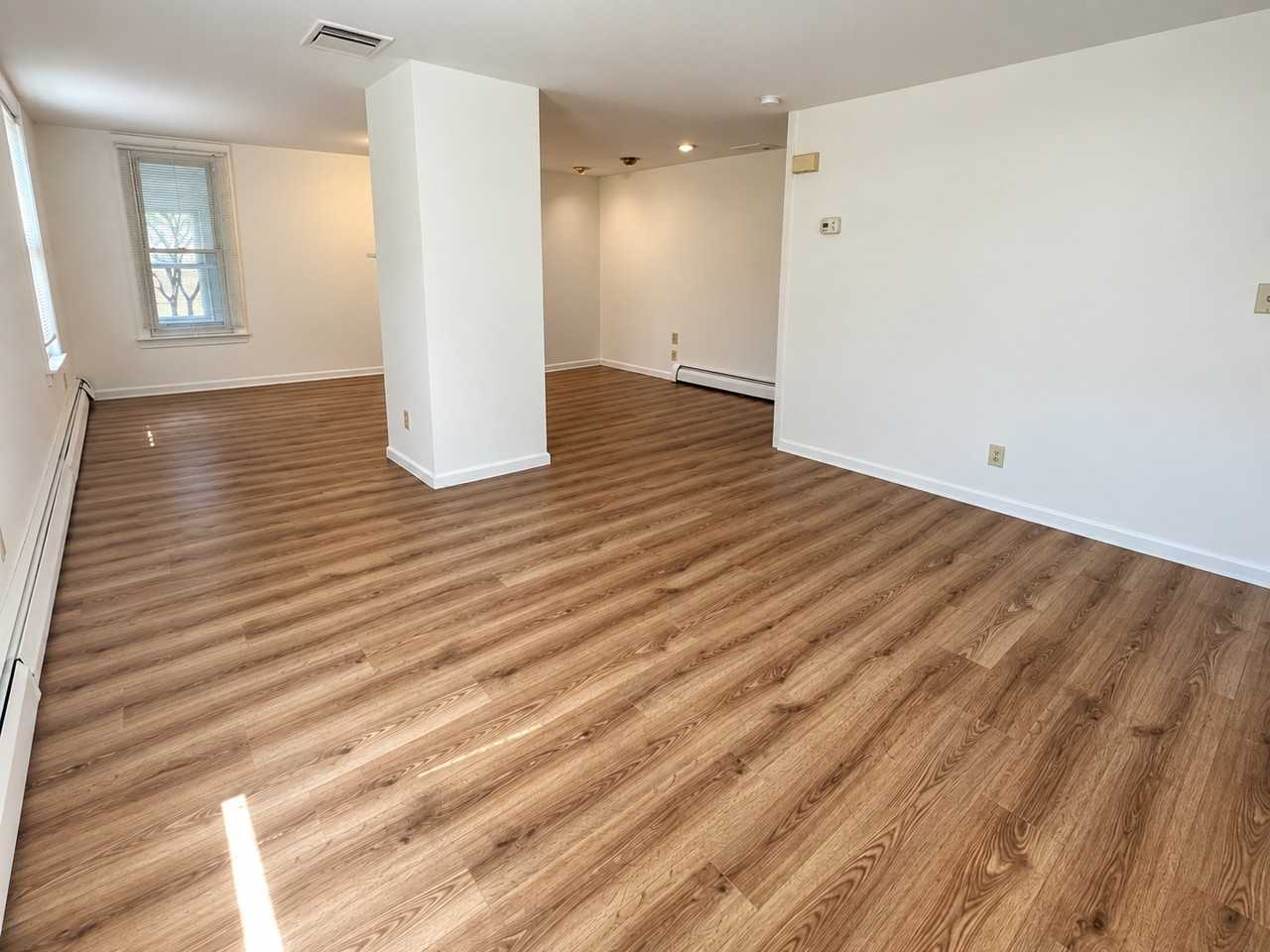 331 Massasoit St - Photo 4 of 18