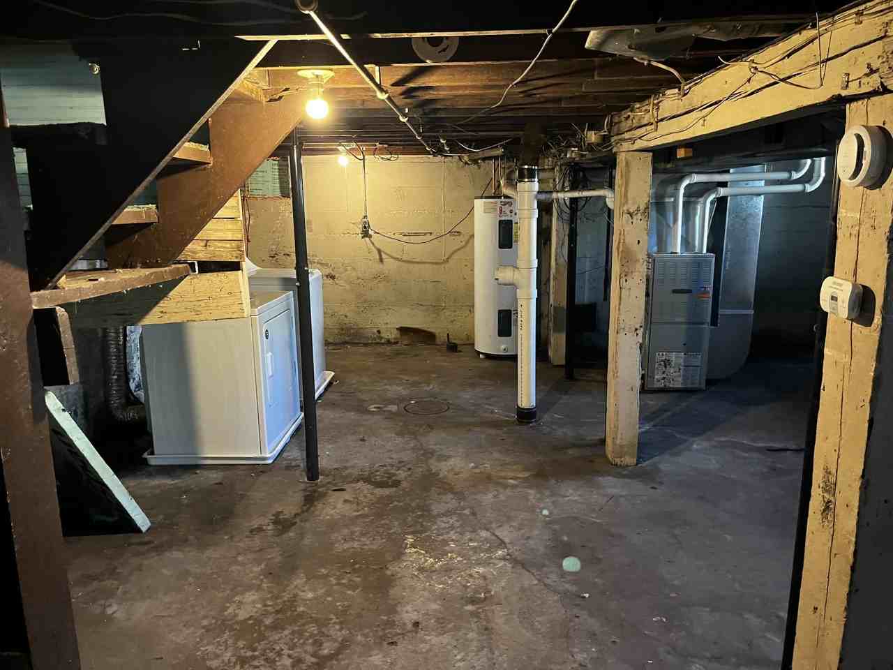 1301 Grand Ave - Photo 3 of 21