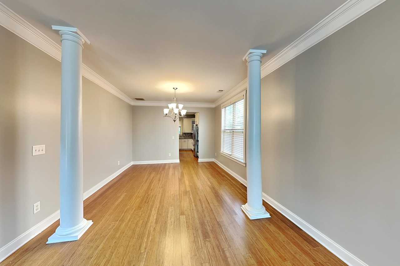 2110 Old Georgian Ter Nw - Photo 6 of 29