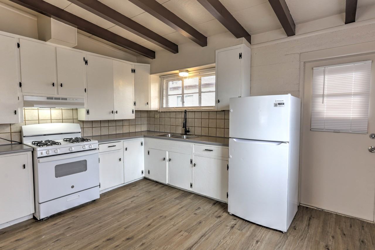3040 N Sparkman Blvd #1 - Photo 5 of 16