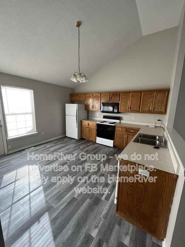 5503 Nw 86th Ct - Photo 4 of 10