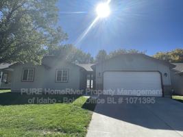 featured image of 9391 W Wakefield St