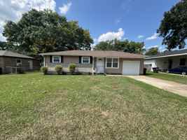 featured image of 804 Virginia Cir