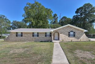 1602 Harmon Dr - Photo 1 of 1